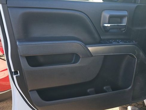 Used 2018 Chevrolet Silverado 1500 LT w/ All Star Edition AWD/4WD image 11