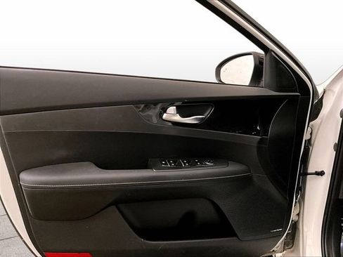 Used 2022 Kia Forte GT-Line w/ GT-Line Premium Package FWD image 22