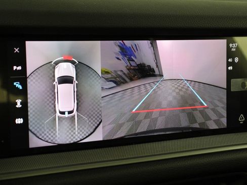 Certified 2024 Porsche Cayenne AWD/4WD image 17