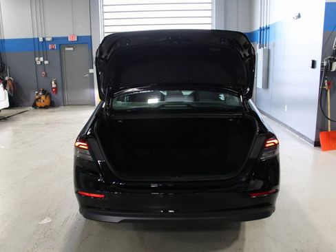 Used 2025 Honda Accord SE image 42
