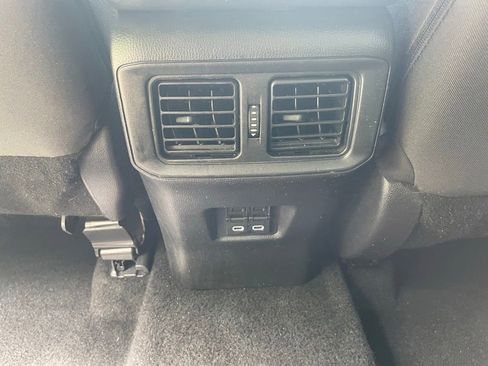 Used 2024 Toyota RAV4 XLE FWD image 19