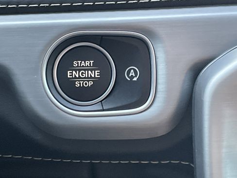 Certified 2025 Mercedes-Benz G 63 AMG 4MATIC image 29