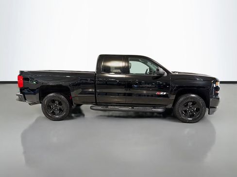Used 2019 Chevrolet Silverado 1500 LT w/ All Star Edition AWD/4WD image 11