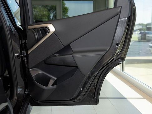 Used 2025 BMW X3 xDrive30i w/ Premium Package image 36