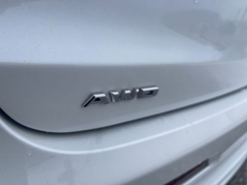 Certified 2023 Cadillac XT6 Premium Luxury image 13