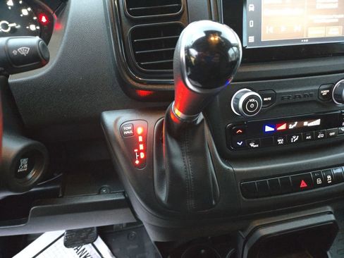 Used 2023 RAM ProMaster 2500 image 24