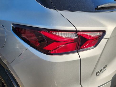 Used 2021 Chevrolet Blazer LT image 7