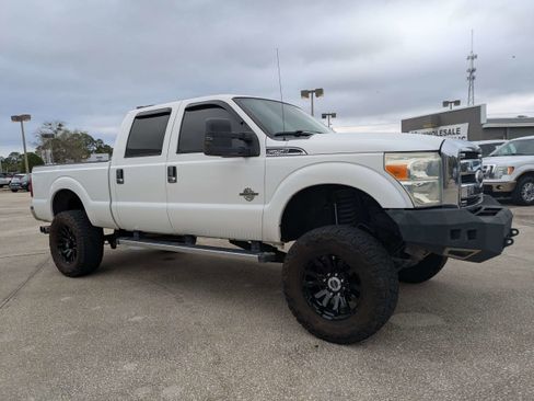 Used 2011 Ford F250 XLT image 2