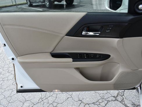 Used 2015 Honda Accord EX-L image 38