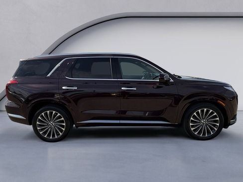 Used 2024 Hyundai Palisade Calligraphy FWD image 6