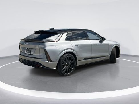 New 2026 Cadillac Lyriq V image 3
