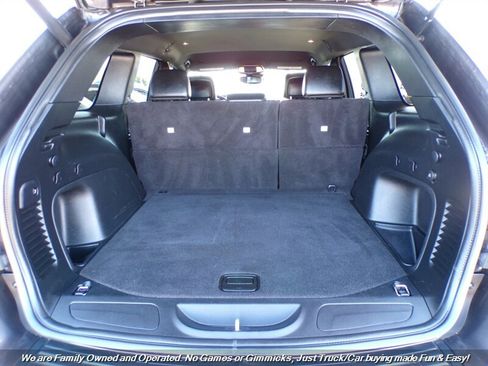 Used 2021 Jeep Grand Cherokee Laredo X AWD/4WD image 9