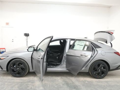 New 2026 Hyundai Elantra SEL Sport image 20