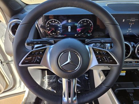 New 2026 Mercedes-Benz GLB 250 image 22