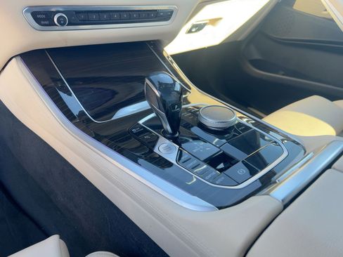 Used 2021 BMW X5 sDrive40i w/ Convenience Package image 18