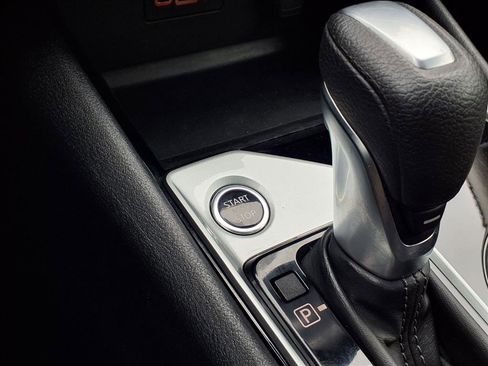 Used 2024 Nissan Altima 2.5 SV image 38