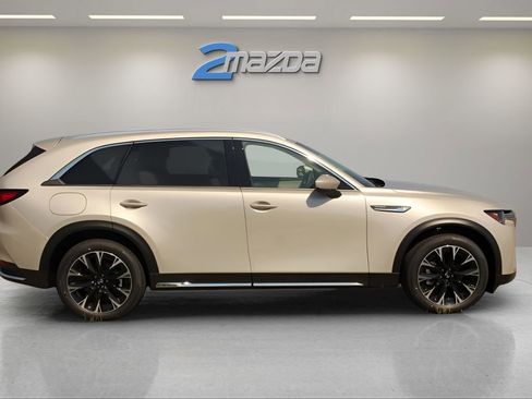 Used 2025 MAZDA CX-90 Plug-In Hybrid w/ Premium Plus image 6
