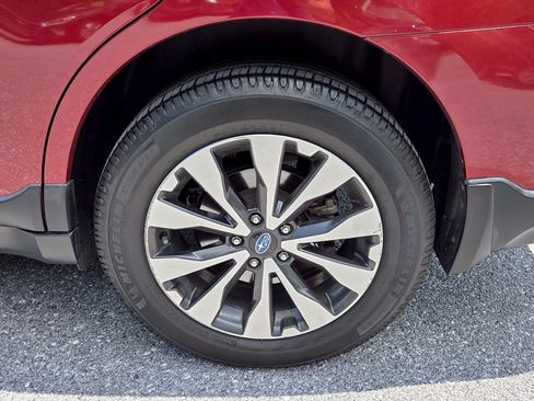 Used 2017 Subaru Outback 2.5i Limited AWD/4WD image 26