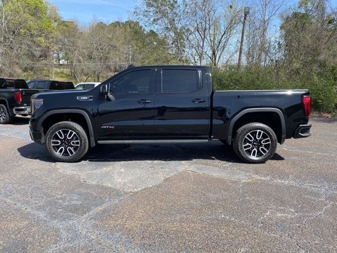 Used 2025 GMC Sierra 1500 AT4 w/ AT4 Premium Package image 2