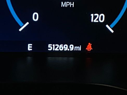 Used 2022 Ford F150 Lariat w/ Equipment Group 502A High AWD/4WD image 19