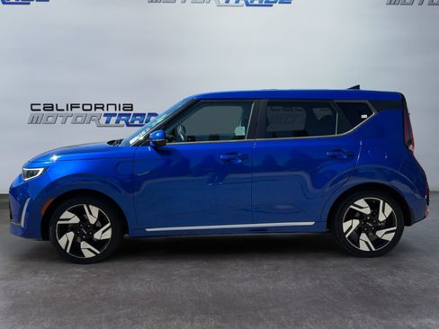 Used 2023 Kia Soul GT-Line w/ GT-Line Technology Package FWD image 8