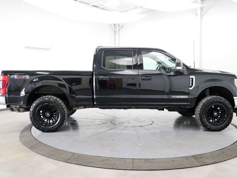 Used 2022 Ford F250 XLT w/ XLT Value Package image 8