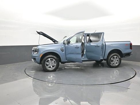 New 2025 Ford Ranger Lariat w/ FX4 Off-Road Package image 36