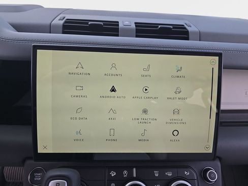 New 2026 Land Rover Defender 110 X-Dynamic SE image 22