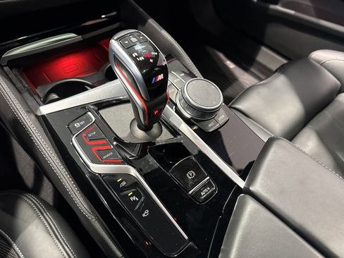 Used 2021 BMW M5 w/ Executive Package image 32