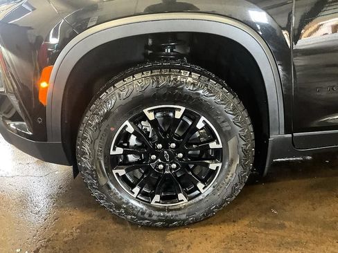 New 2026 Chevrolet Traverse Z71 w/ Enhanced Driving Package AWD/4WD image 28