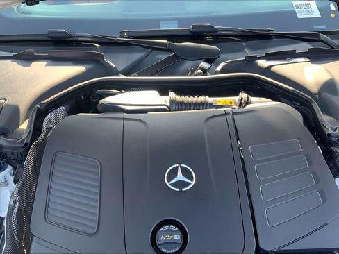 Used 2025 Mercedes-Benz C 300 Sedan image 32