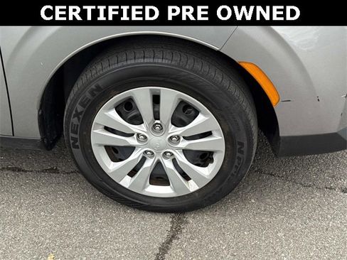 Certified 2022 Kia Soul LX image 7