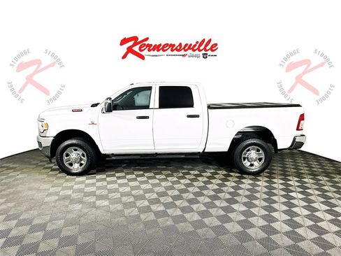 Used 2024 RAM 2500 Tradesman w/ Chrome Appearance Group image 4