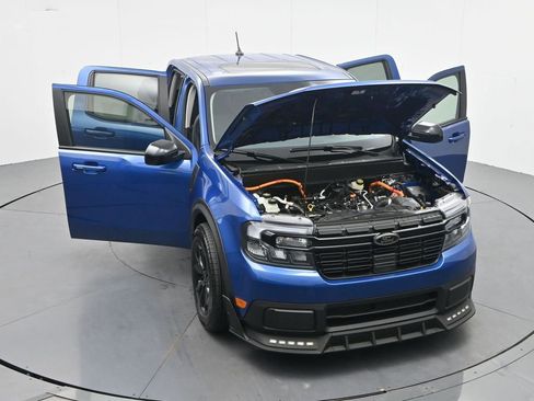 Used 2024 Ford Maverick Lariat w/ Black Appearance Package FWD image 31