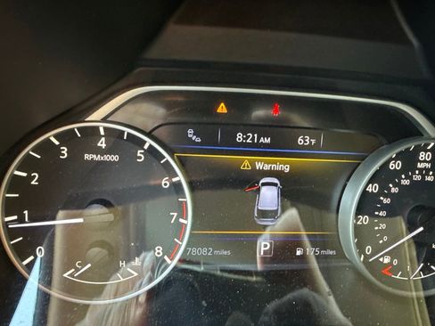 Used 2018 Nissan Murano Platinum w/ Cargo Package AWD/4WD image 17