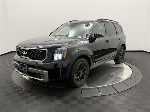 Used 2023 Kia Telluride SX Prestige X-Pro image 3