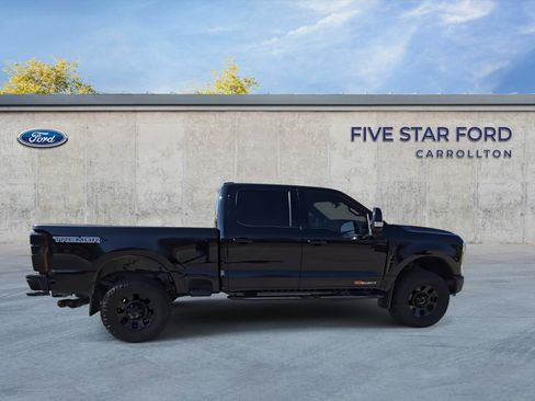 Used 2024 Ford F350 Platinum w/ Tremor Off-Road Package image 9