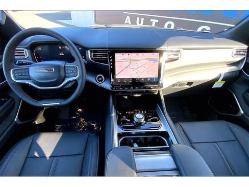 New 2026 Jeep Grand Wagoneer Limited AWD/4WD image 7
