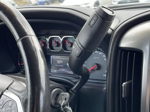 Used 2018 Chevrolet Silverado 2500 LTZ w/ Vortec Plus Package AWD/4WD image 38