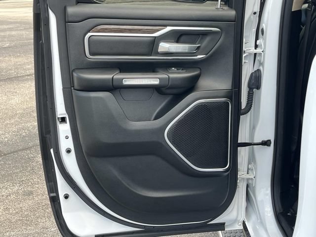 Used 2020 RAM 1500 Laramie AWD/4WD image 21