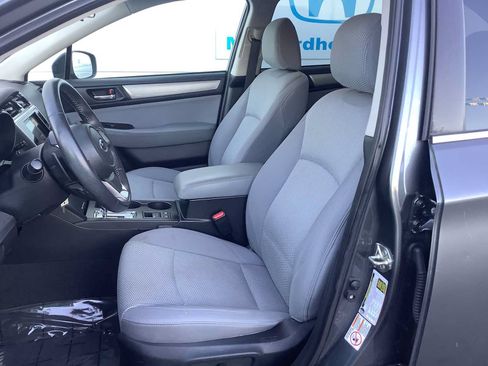 Used 2018 Subaru Outback 2.5i Premium AWD/4WD image 11