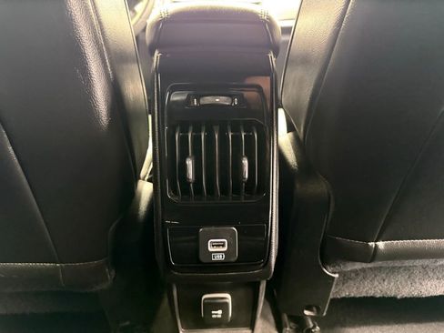 Used 2023 Jeep Compass Limited AWD/4WD image 29