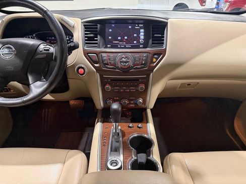 Used 2020 Nissan Pathfinder Platinum w/ Cargo Package AWD/4WD image 29