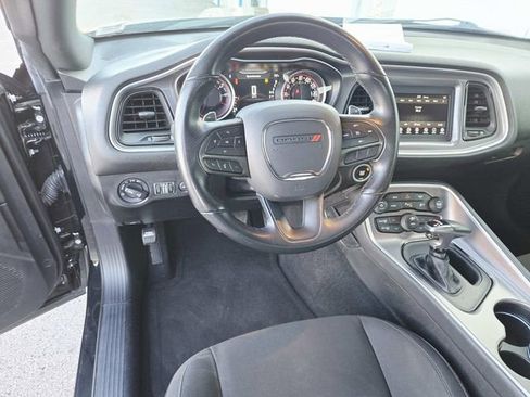 Used 2021 Dodge Challenger GT image 7