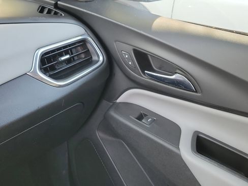 Used 2019 Chevrolet Equinox LT w/ LPO, Floor Liner Package AWD/4WD image 29