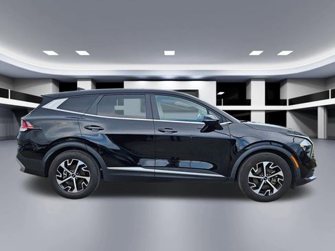 Certified 2023 Kia Sportage EX FWD image 7