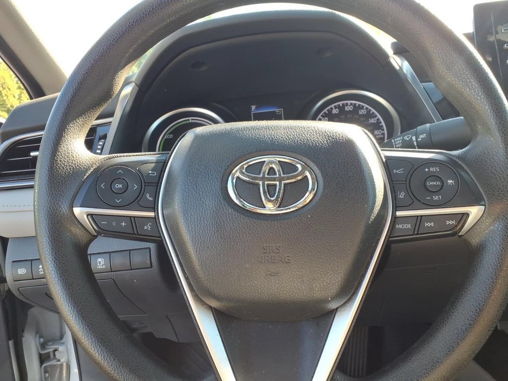Used 2023 Toyota Camry LE FWD image 18