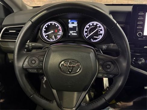 Used 2023 Toyota Camry SE image 16