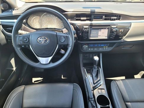 Used 2015 Toyota Corolla LE Premium FWD image 14