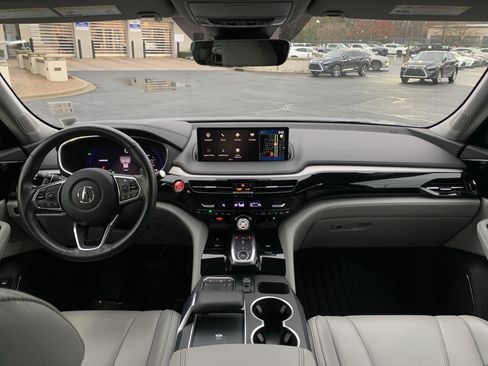 Used 2023 Acura MDX SH-AWD w/ Technology Package image 29